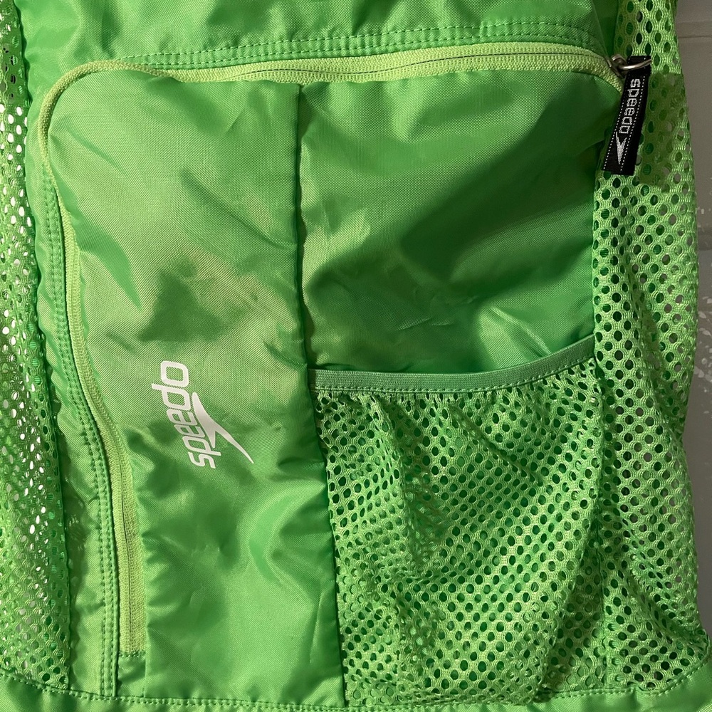 Speedo Green Mesh Drawstring Backpack - Picture 3 of 5